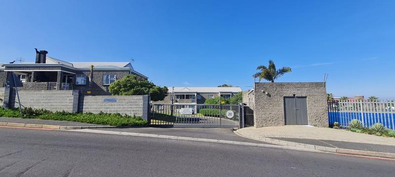 2 Bedroom Property for Sale in Chrismar Western Cape